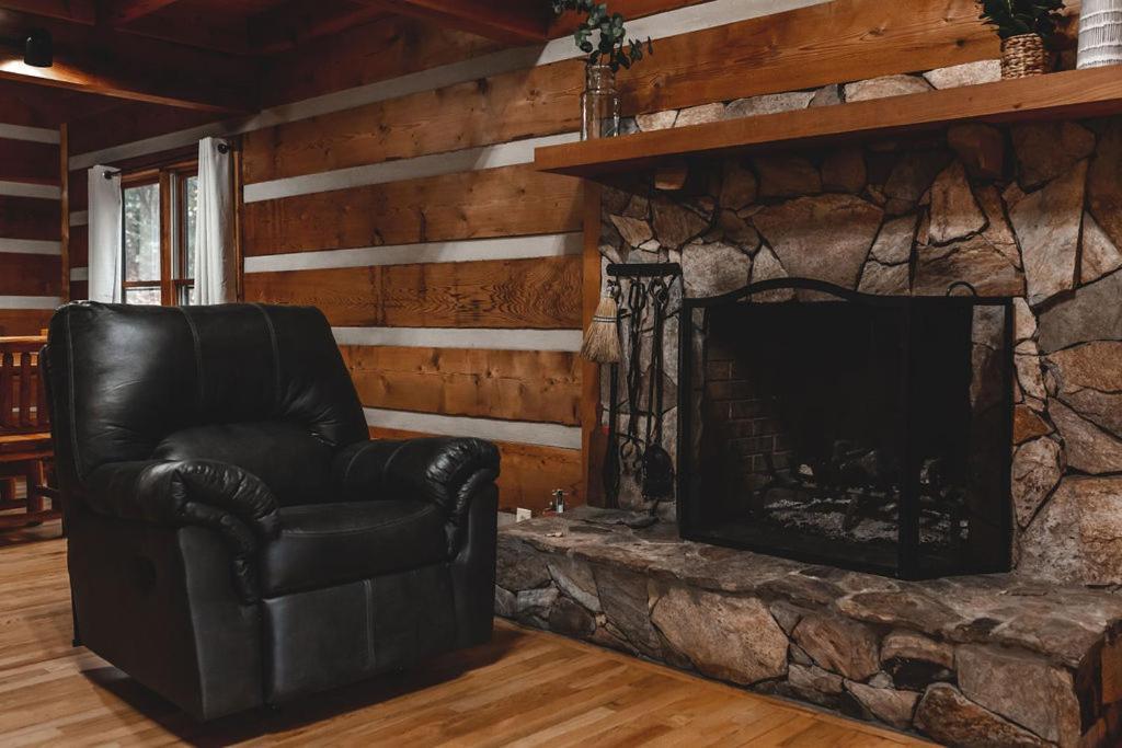 Deer Run Cabin At 36 North - Hot Tub Purlear Εξωτερικό φωτογραφία